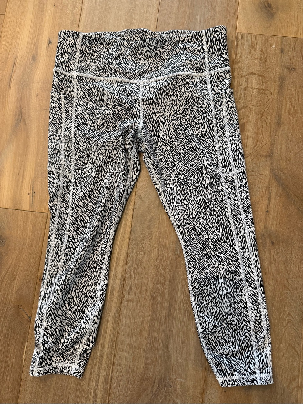 Athleta crop leggings